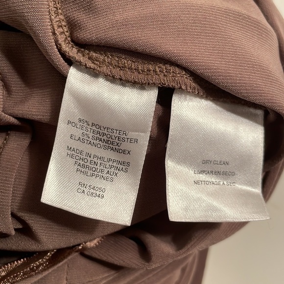 Ann Klein a-lined cinched waist jersey dress - Picture 4 of 5